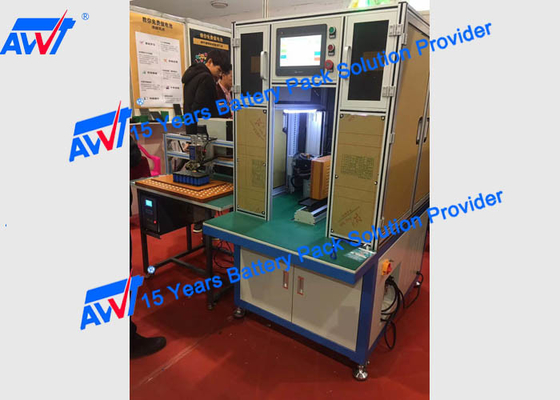AWT स्वचालित लिथियम बैटरी स्पॉट वेल्डर डबल साइड 18650 32650 HDL6030 वायवीय 2800-3500pcs / Hrs 380,000 5000A